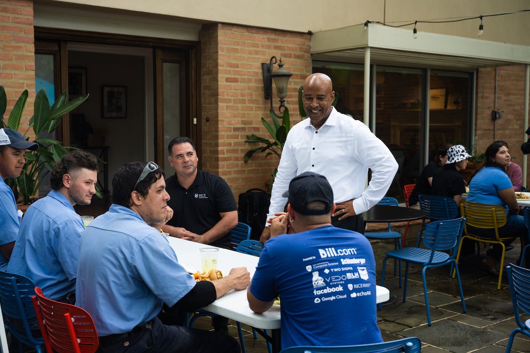 DesRoches chats with Housing and Dining staff
