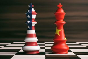 Chess peices representing the US and CHina