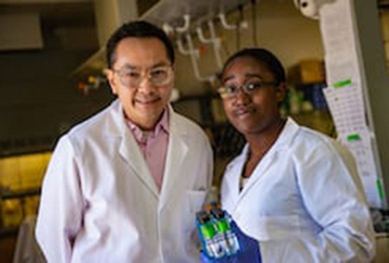 Mike Wong and Chelsea Clark (Photo by Jeff Fitlow/Rice University)