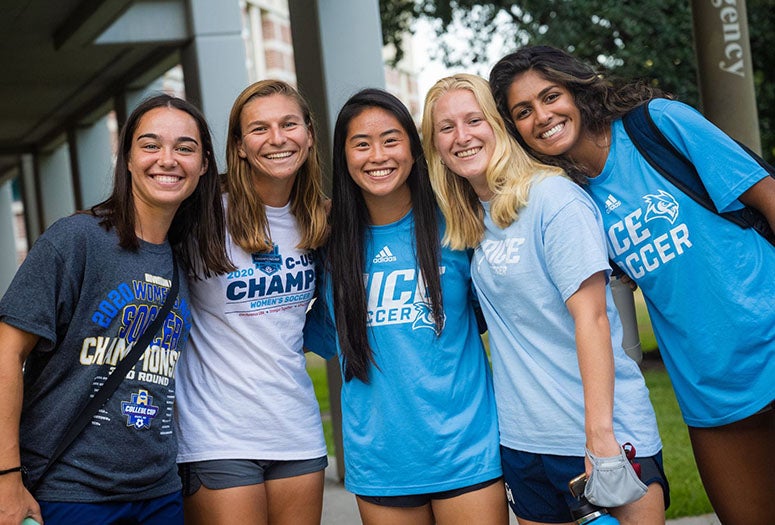 Rice students ensured a memorable O-Week for all. (Photo by Jeff Fitlow)