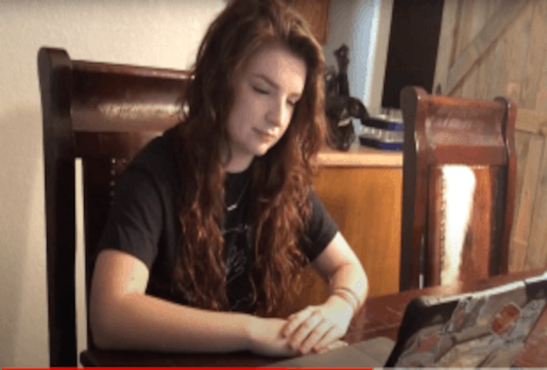 girl on laptop