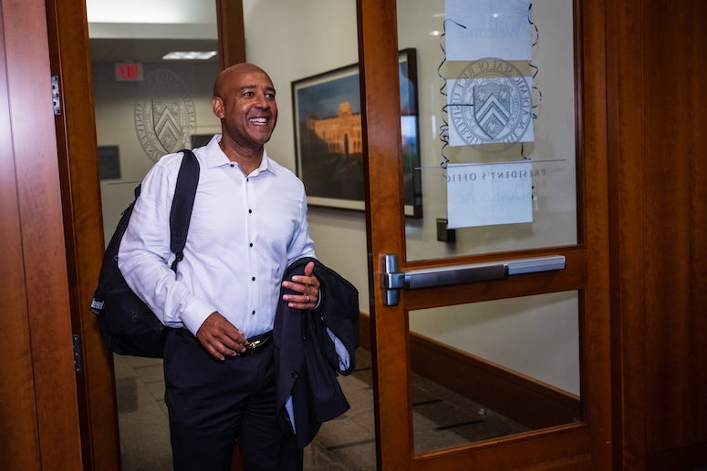 Reginald DesRoches enters his office on first day as Rice President
