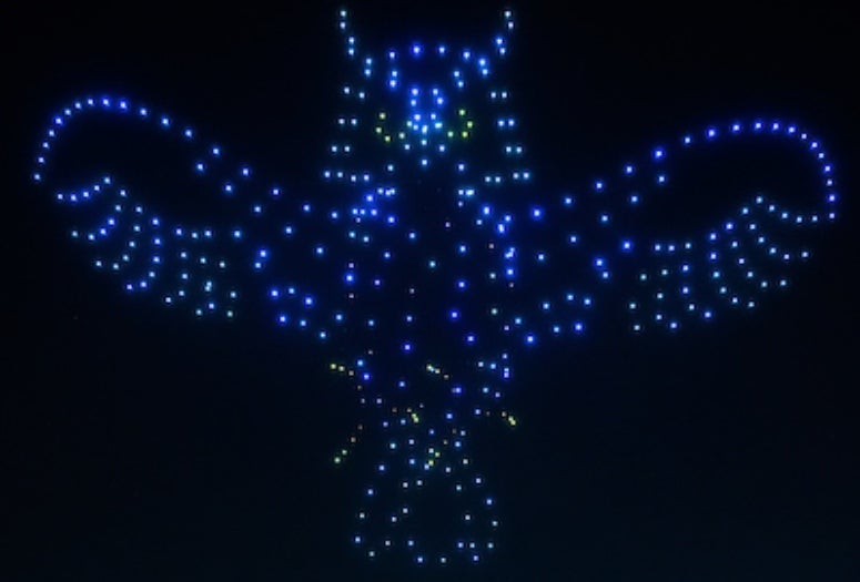 drones creating the shape of the Rice University owl