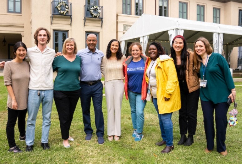 President DesRoches and members of the Rice community