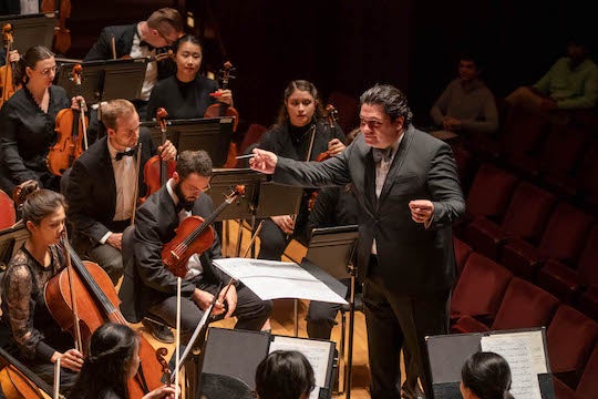 Rice alum Cristian Măcelaru returns to guest conduct Shepherd School Symphony Orchestra