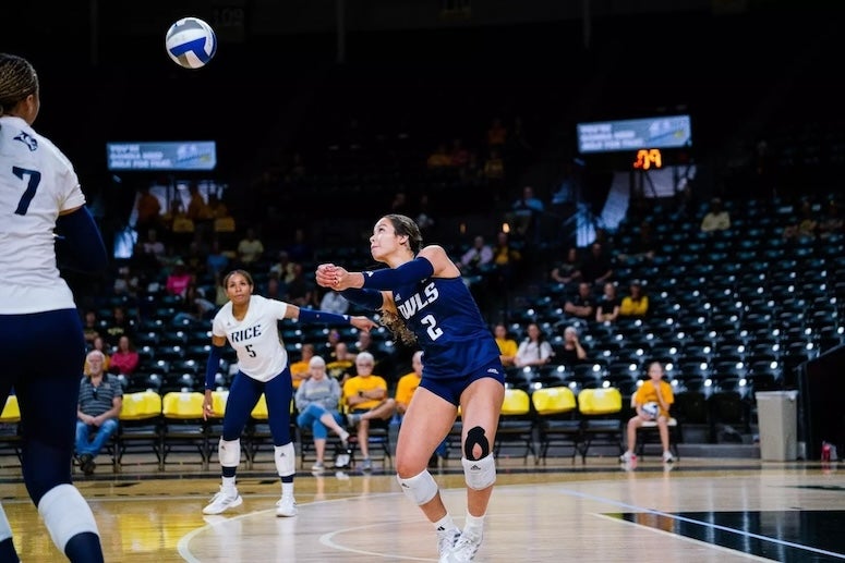 Women's volleyball team in action Oct. 6, 2024