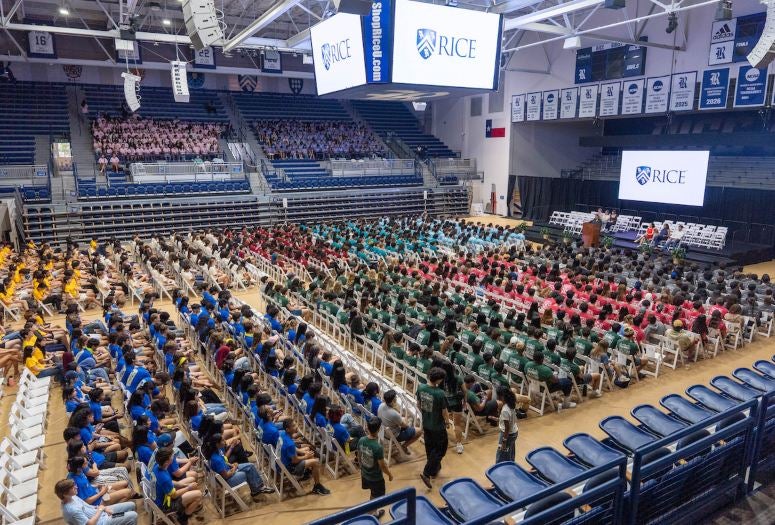 Students gather in Tudor Fieldhouse for the faculty address.