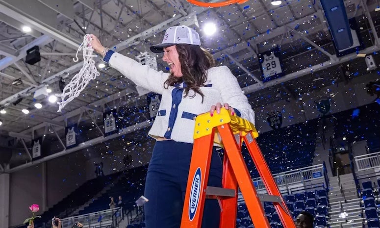 Rice women's basketball head coach Lindsay Edmonds