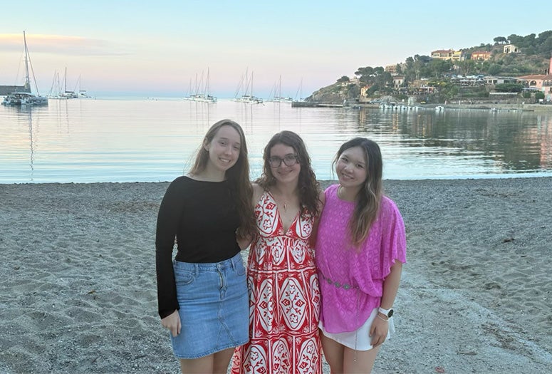 Adeline Thompson & Rice in France