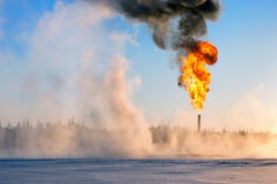 Rice University engineers show that flaring of natural gas at drilling sites in the United States, primarily in North Dakota and Texas, contributed to dozens of premature deaths in 2019. (Credit: 123rf)