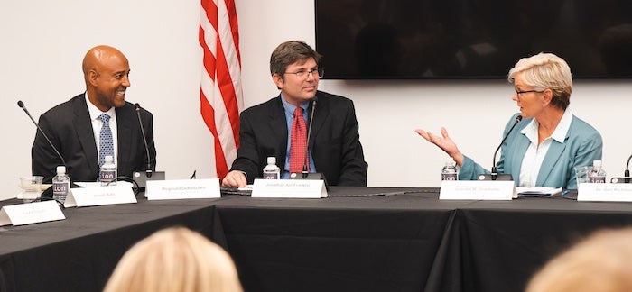 From left, Rice President Reginald DesRoches; Jonathan Ajo-Franklin, a professor of Earth, environmental and planetary sciences, and Secretary of Energy Jennifer Granholm start the roundtable discussion. Photo by Jeff Fitlow