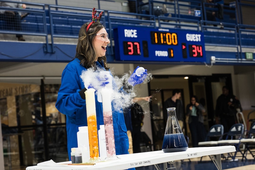 Tudor Fieldhouse was packed with energy and excitement Dec. 13 as Rice Athletics and the Rice University School Mathematics Project (RUSMP) hosted Houston-area students for the 10th annual School House Mania.
