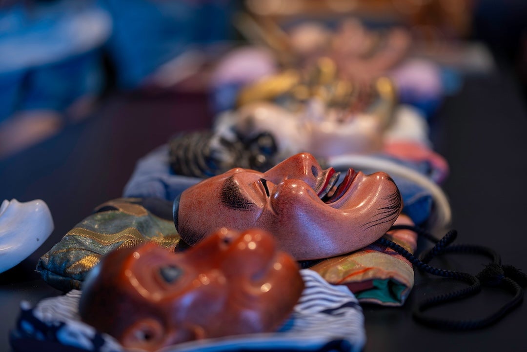 Hideta Kitazawa, a second-generation woodcarving artist from Tokyo, gave a lecture and demonstration on the artistry of noh masks at Rice University April 2.