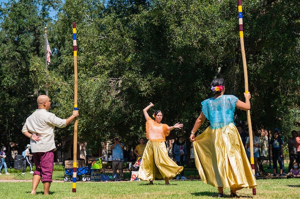 Dancers from the Filipino Young Professionals of Houston performed folk dances on the central quad Oct. 8.