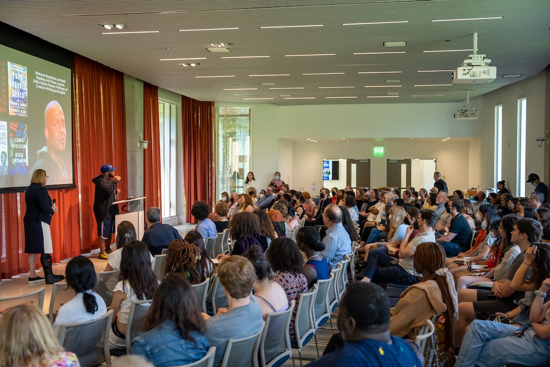 Kiese Laymon speaks to crowd of Rice students, faculty and staff