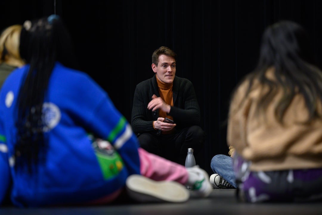 Thomas Wingfield of Actors From The London Stage during student workshop