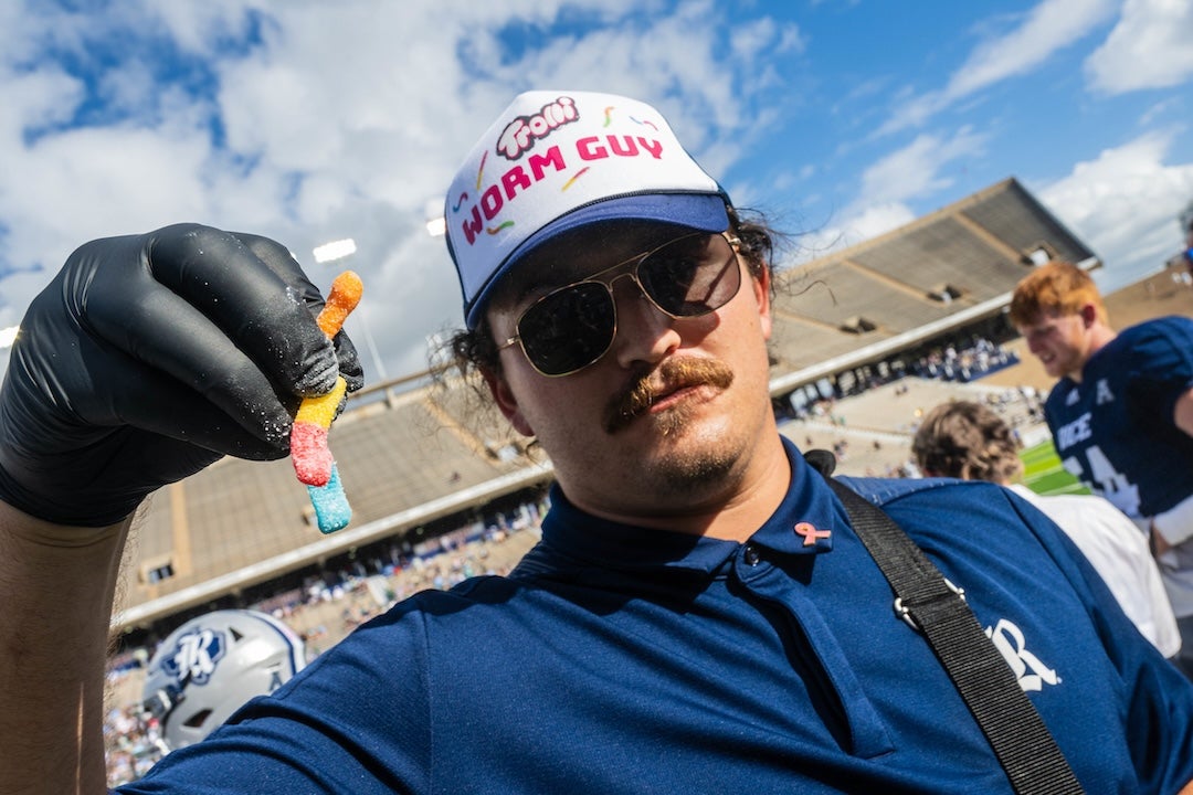 After going viral over the weekend for passing gummy worms out to Rice football players during the team’s convincing 42-10 victory over the University of Tulsa on Oct. 19, Rice Athletics intern Daniel Domian had no idea the fame that awaited him before the team touched back down in Houston.