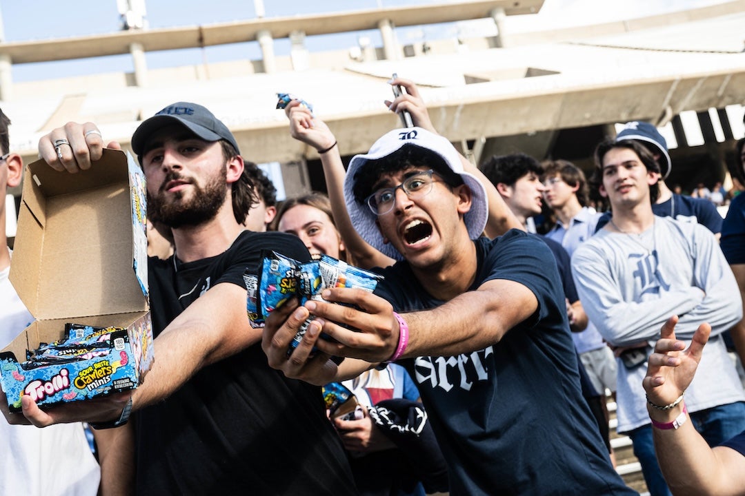 After going viral over the weekend for passing gummy worms out to Rice football players during the team’s convincing 42-10 victory over the University of Tulsa on Oct. 19, Rice Athletics intern Daniel Domian had no idea the fame that awaited him before the team touched back down in Houston.