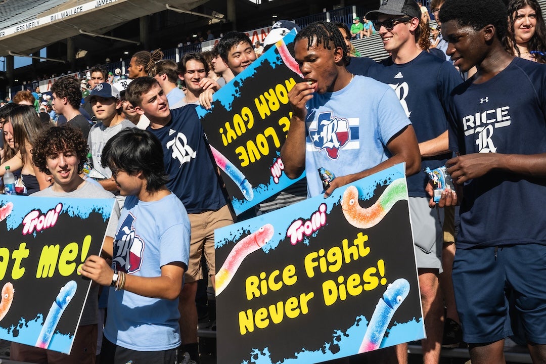 After going viral over the weekend for passing gummy worms out to Rice football players during the team’s convincing 42-10 victory over the University of Tulsa on Oct. 19, Rice Athletics intern Daniel Domian had no idea the fame that awaited him before the team touched back down in Houston.