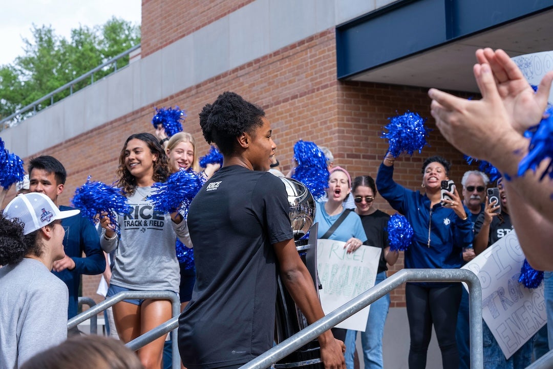 A day after capturing the American Athletic Conference Championship and clinching a spot in the women’s NCAA Tournament, the Rice women’s basketball team arrived back on campus to a horde of Owl fans waiting to cheer them on at Tudor Fieldhouse March 14.