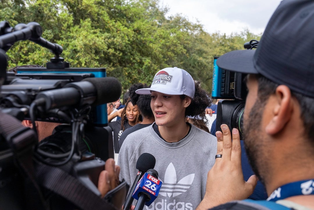 A day after capturing the American Athletic Conference Championship and clinching a spot in the women’s NCAA Tournament, the Rice women’s basketball team arrived back on campus to a horde of Owl fans waiting to cheer them on at Tudor Fieldhouse March 14.