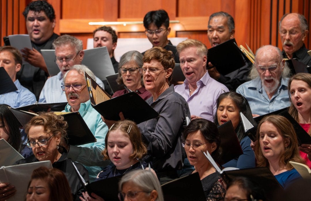 Rice Chorale performs a requiem.