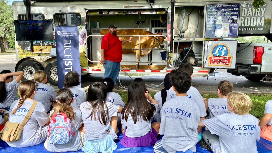 Nearly 30 fourth and fifth grade students got a firsthand look at where milk comes from July 16 when a dairy cow named Luna visited Rice University as part of the Center for STEM Engagement’s new C.H.E.F. Lab (Creating Hands-on Experiments in Food Science).