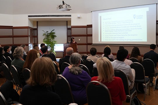 Lisa Spiro presenting at Fondren Fellows presentation