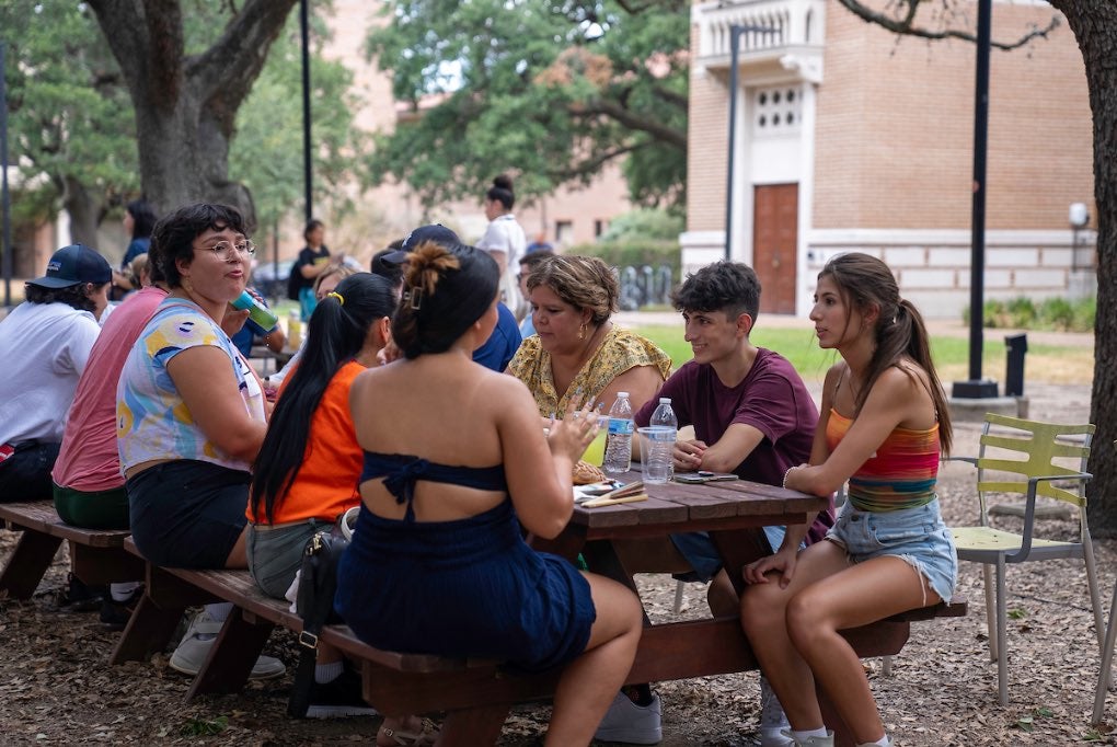 HACER welcomes new Owls