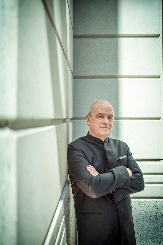 Photo of Maestro Hans Graf