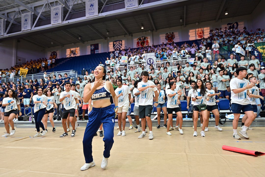 Rice’s incoming class received a crash course in Rice athletics on the third day of O-Week as they flocked to Tudor Fieldhouse for Rice Rally, a pep rally to introduce new Owls to the teams they’ll be rooting for in the coming years.