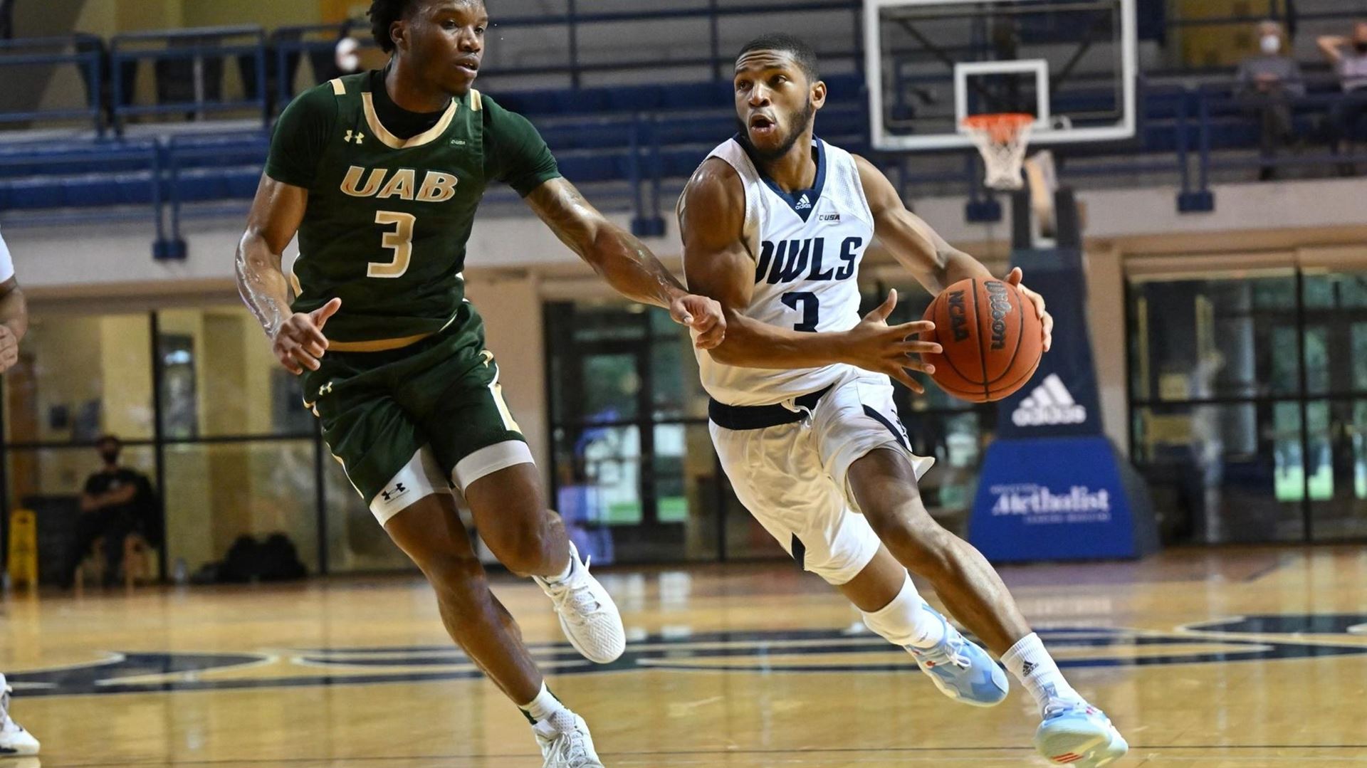 Rice's Travis Evee scored 25 points to lead the Owls past UAB Jan. 8. (Photo by Maria Lysaker/Rice Athletics)