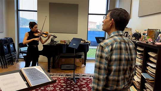 Megan Martono, Paul Kantor