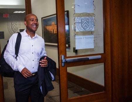 Reginald DesRoches enters his office on first day as Rice President