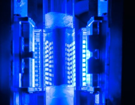 A light-activated catalyst efficiently converts ammonia into clean-burning hydrogen using only inexpensive raw materials.