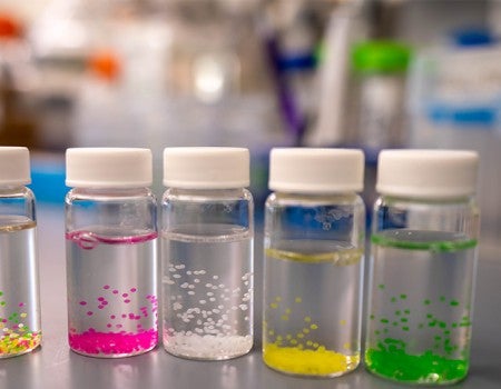 vials with alginate capsules