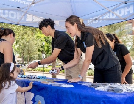Rice Students volunteer during FIFA 