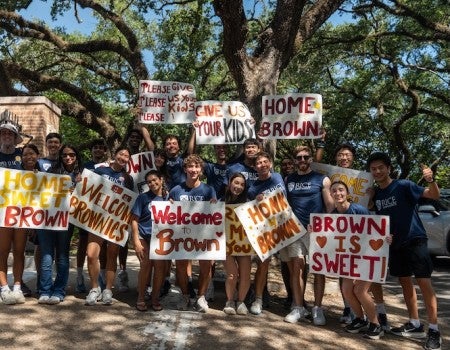 Rice University welcomed more than 1,400 new undergraduate students to campus Sunday for the start of Orientation Week, where they were greeted by cheering students, faculty and staff across the university’s 12 residential colleges.