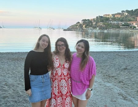 Adeline Thompson & Rice in France