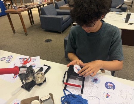 Rice University’s Fondren Library marked Constitution Day Sept. 17 with an afternoon of activities highlighting the U.S. Constitution, citizenship and civic engagement.