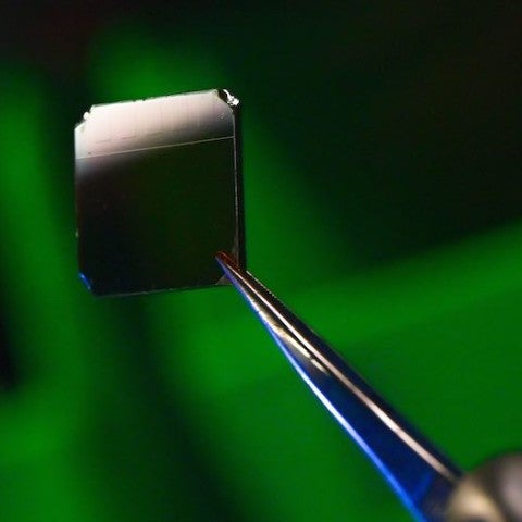 A two-dimensional coat of a perovskite compound is the basis for an efficient solar cell that might stand up to environmental wear and tear
